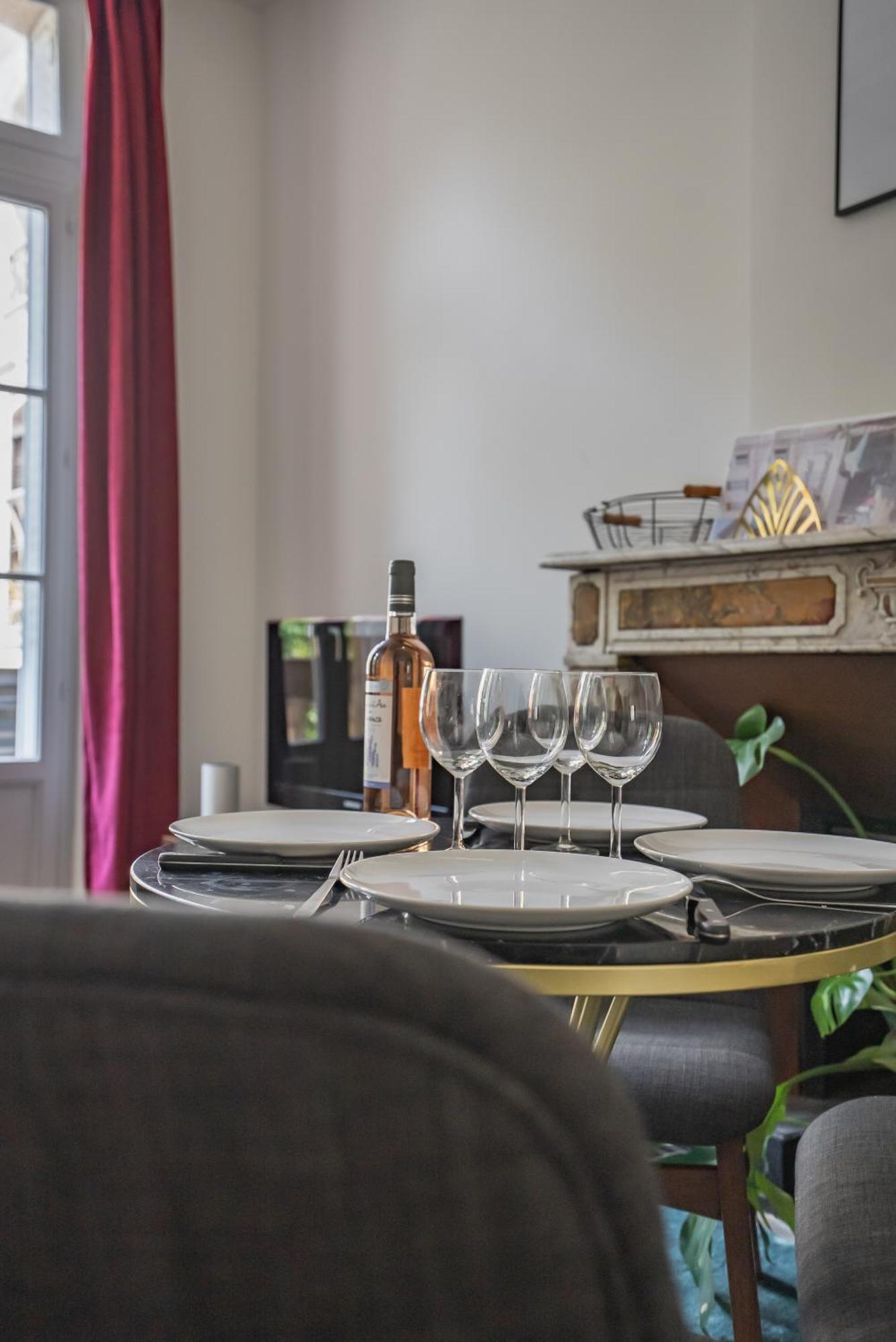Le Balcon Du Roi Rene Apartment Авиньон Екстериор снимка