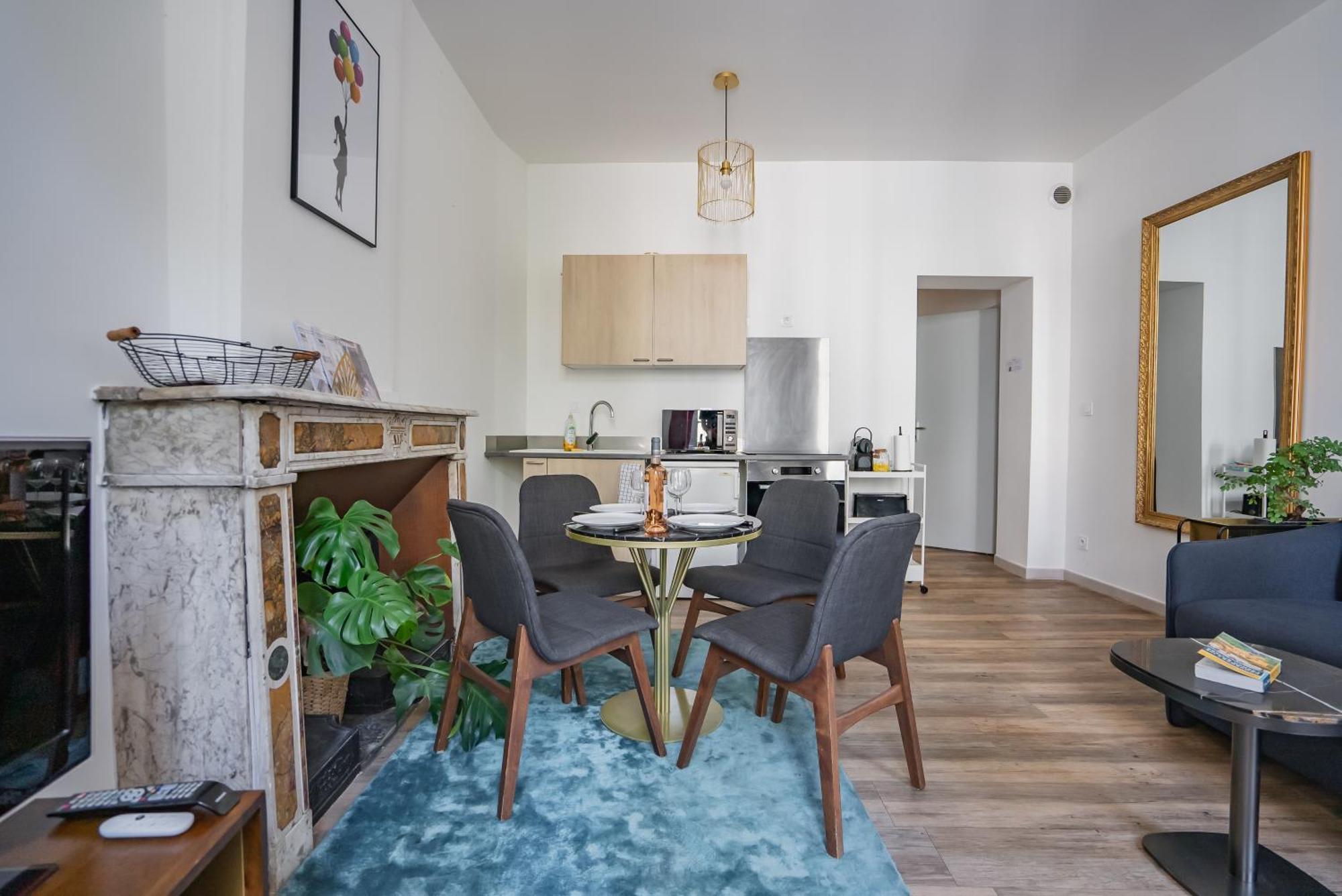 Le Balcon Du Roi Rene Apartment Авиньон Екстериор снимка