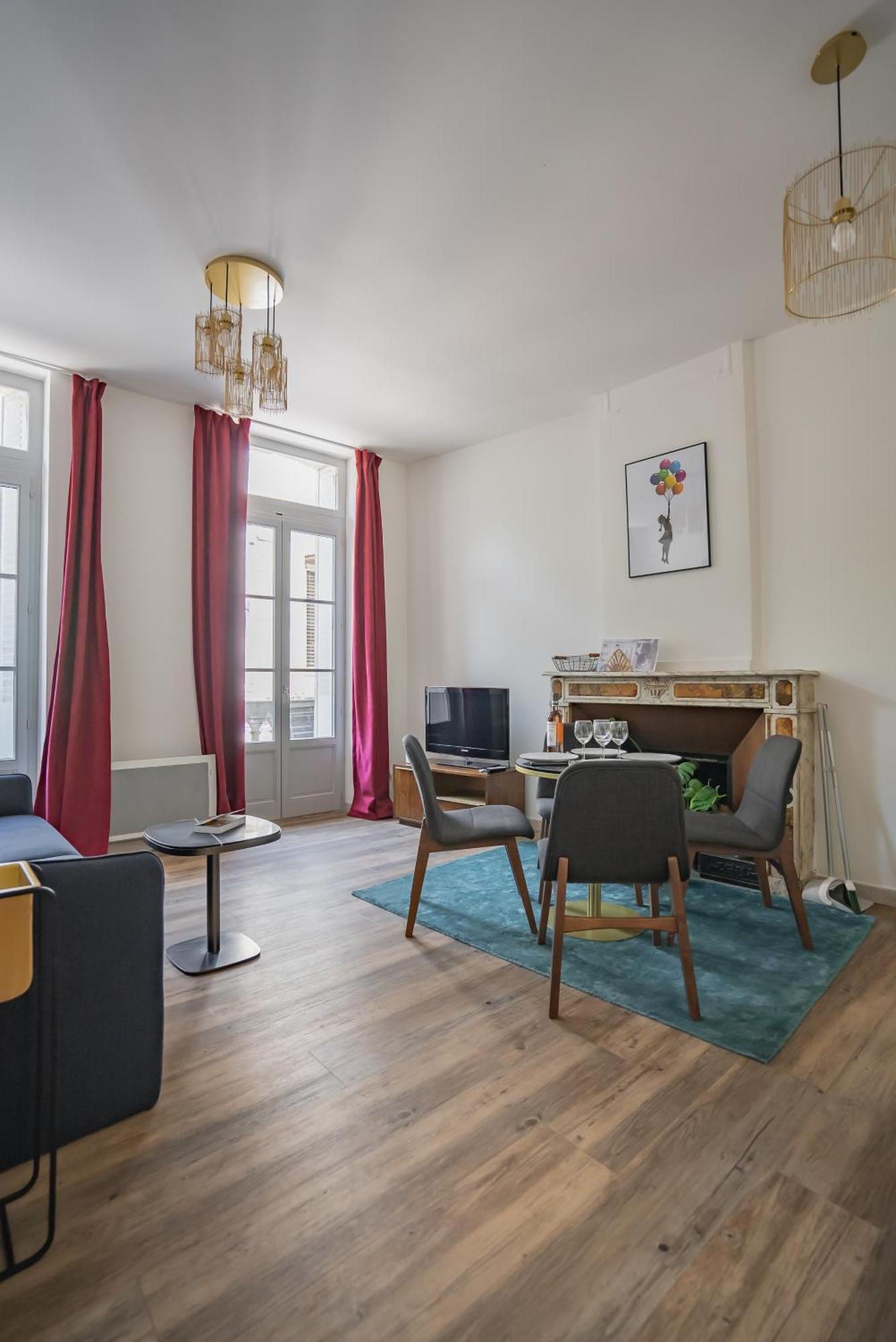Le Balcon Du Roi Rene Apartment Авиньон Екстериор снимка